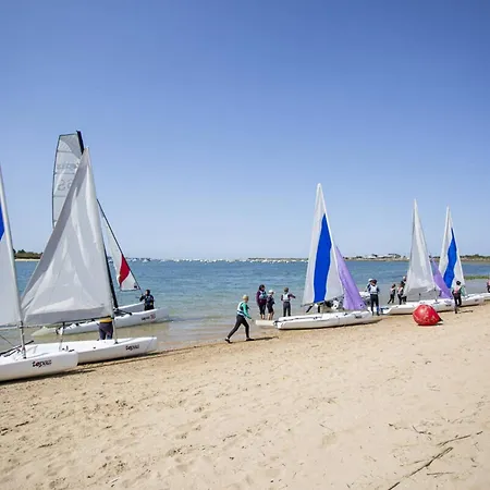 En Duplex Avec Piscine Chauffee, Ideal Pour 6 Personnes - Fr-1-788-61 * Varaville