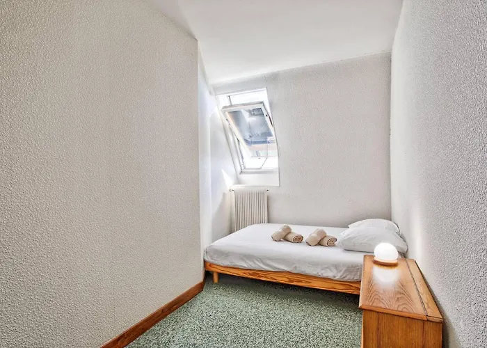 En Duplex Avec Piscine Chauffee, Ideal Pour 6 Personnes - Fr-1-788-61 *