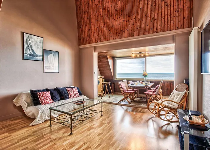 En Duplex Avec Piscine Chauffee, Ideal Pour 6 Personnes - Fr-1-788-61